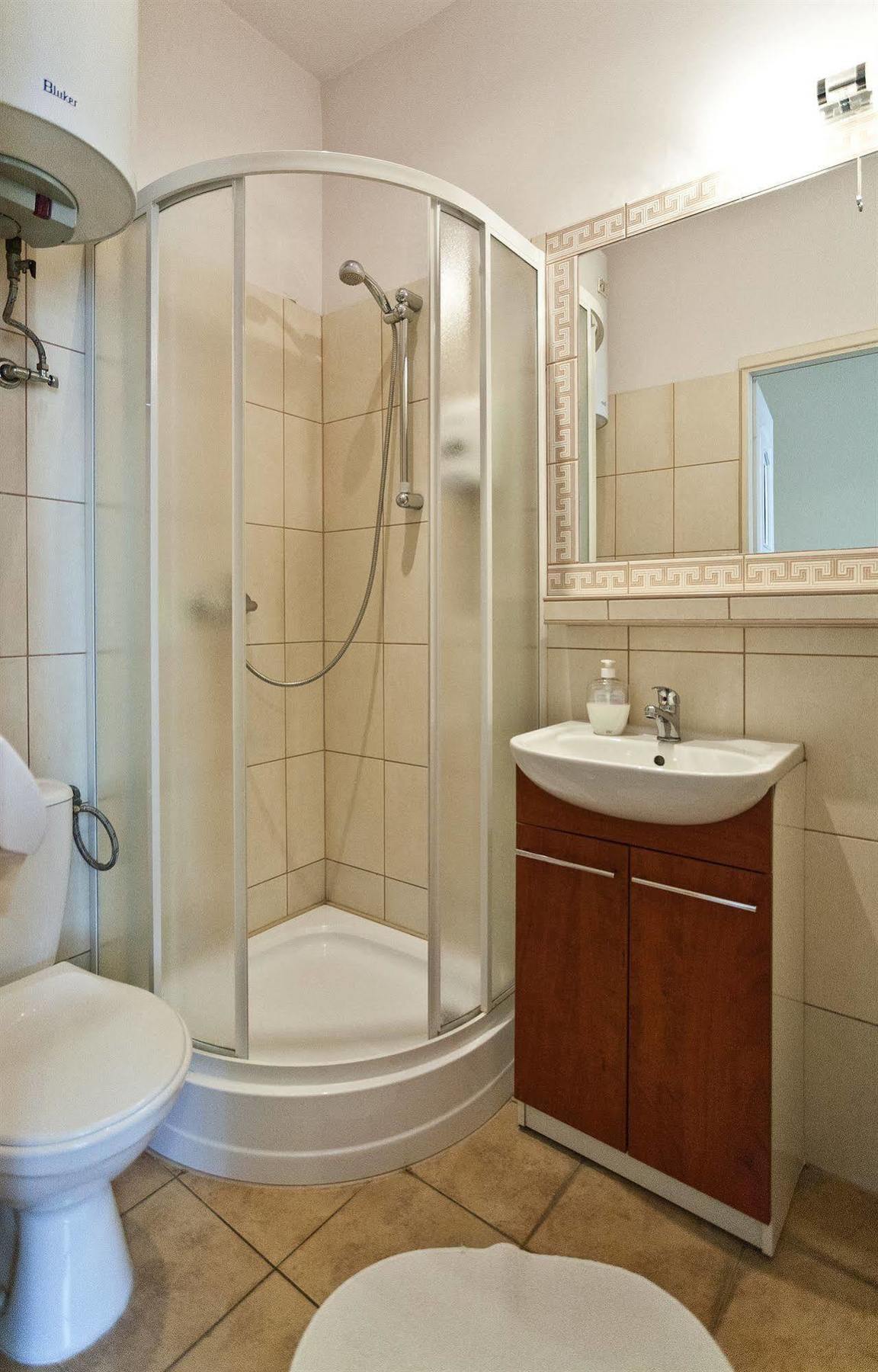 Enigma Hostel كراكوفيا المظهر الخارجي الصورة